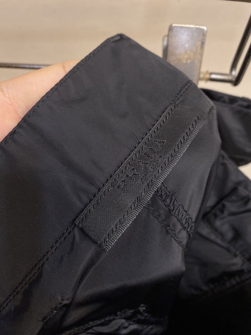 Pra*a long pants